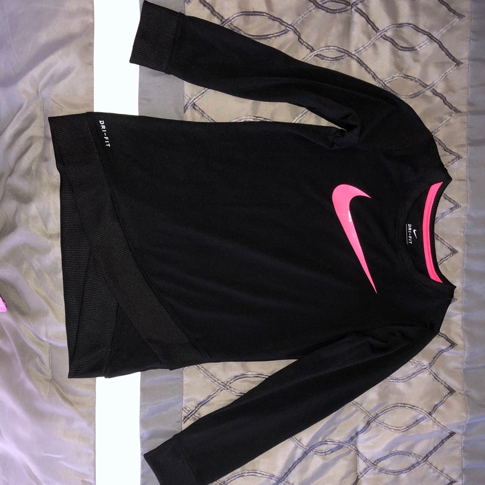 Nike long sleeve shirt